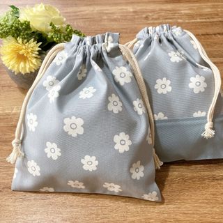 お花柄くすみブルー　給食袋　2枚セット(外出用品)