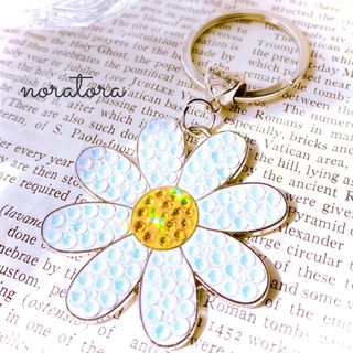 SWAROVSKI(キーホルダー)のフリマアイテム一覧 SWAROVSKI(キーホルダー)のフリマアイテム一覧