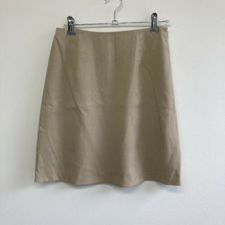 極美品　【STRAWBERRY-FIELDS】ストロベリーフィールズ　ベージュ　2　スカート　無地　シンプル(その他)