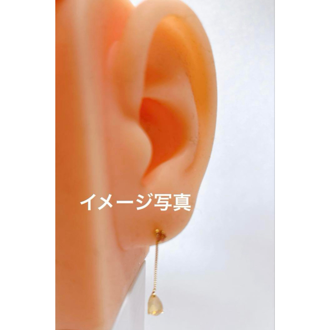 K18YG タッセルピアス　オパール レディースのアクセサリー(ピアス)の商品写真