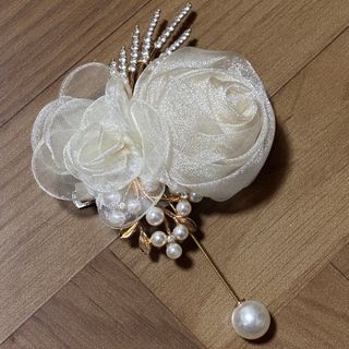 ロイヤルブルー ピンク アンバーカラーカボション 蝶々 ブローチ ロイヤルブルー ピンク アンバーカラーカボション 蝶々 ブローチ