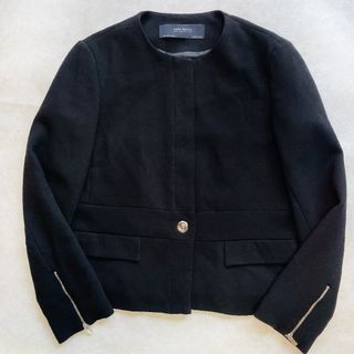ZARA - 【今期完売】ZARA ゴールドボタン テクスチャー ZARA - 【今期完売】ZARA ゴールドボタン テクスチャー