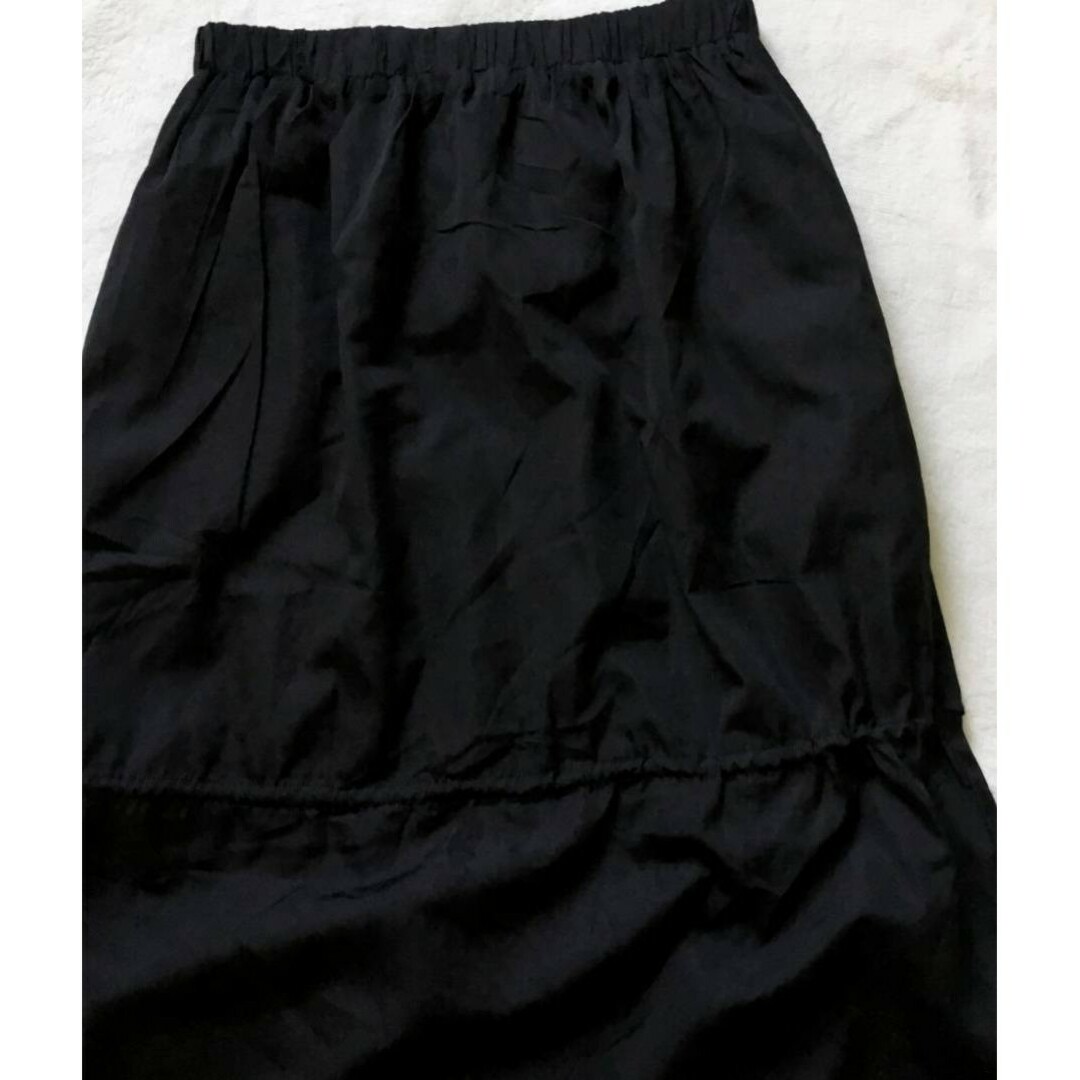 antiqua(アンティカ)の完売品 新品 antiqua ドロストロングスカート レディースのスカート(ロングスカート)の商品写真