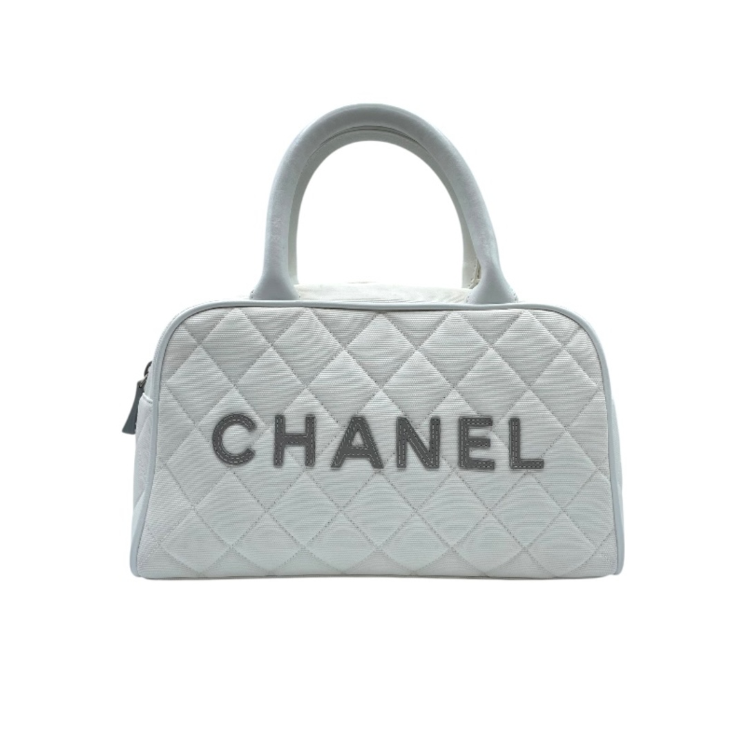 CHANEL - 　シャネル CHANEL スポーツラインマトラッセボーリングバッグ ホワイト・シルバー金具 キャンバス レディース ボストンバッグ
