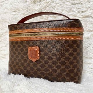 CELINE(ポーチ ・ ブラウン/茶色系)のフリマアイテム一覧 CELINE(ポーチ ・ ブラウン/茶色系)のフリマアイテム一覧