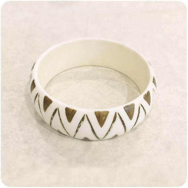 ✔️Vintage bangle JLS France | フリマアプリ ラクマ