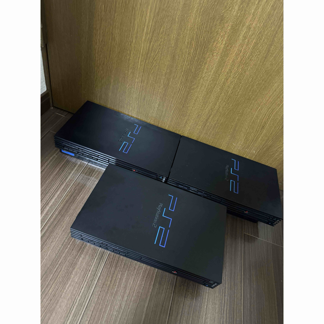 PlayStation2(プレイステーション2)のPS2 本体 SCPH-50000 ミッドナイトブラック SCPH-30000 エンタメ/ホビーのゲームソフト/ゲーム機本体(家庭用ゲーム機本体)の商品写真