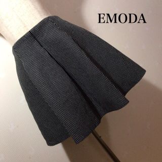 エモダ(EMODA)のEMODA フレアー スカート(ひざ丈スカート)