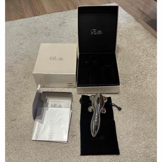 ReFa - 【美品・箱入り】リファ ミニフェイシャルローラーの通販 ReFa - 【美品・箱入り】リファ ミニフェイシャルローラーの通販