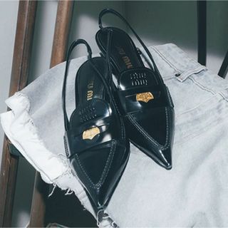 MIU MIU(ミュール)のフリマアイテム一覧 MIU MIU(ミュール)のフリマアイテム一覧