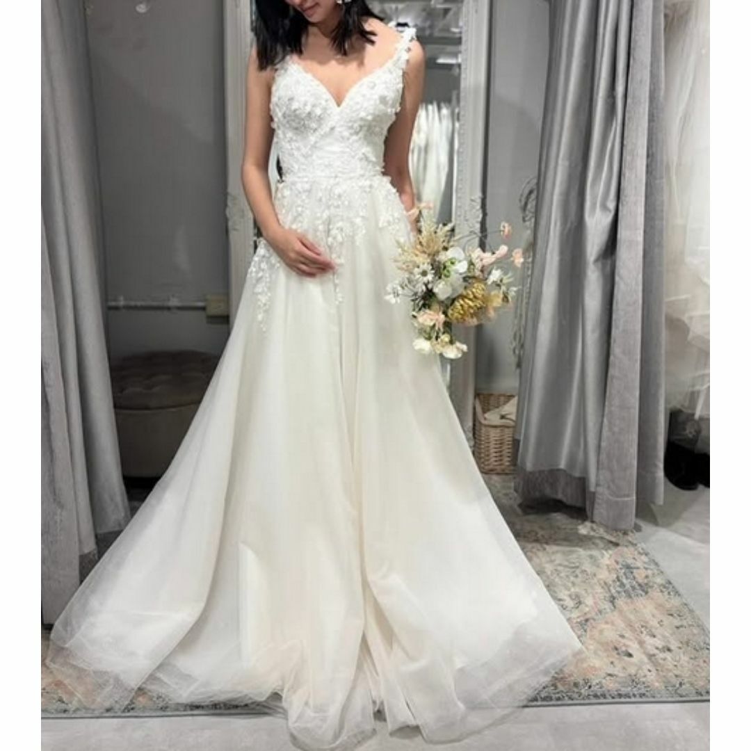 フランス風 ウェディングドレス 花モチーフ ファスナー 背中見せ 結婚式
