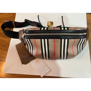 BURBERRY - 極美品 バーバリー ボディバッグ TBロゴの通販|ラクマ BURBERRY - 極美品 バーバリー ボディバッグ TBロゴの通販|ラクマ