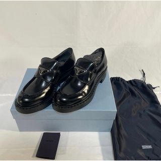 PRADA - プラダ PRADA ローファー レースアップシューズ 三角 PRADA - プラダ PRADA ローファー レースアップシューズ 三角