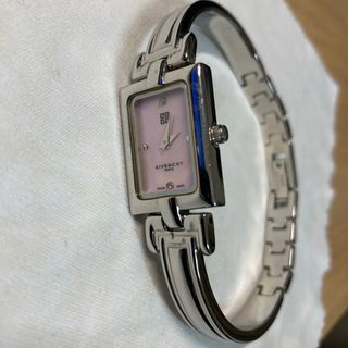 GIVENCHY(腕時計)のフリマアイテム一覧 GIVENCHY(腕時計)のフリマアイテム一覧