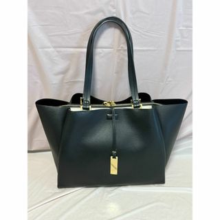 インディヴィ(INDIVI)のINDIVI インディヴィ あおりポケットトートバッグ バッグ(トートバッグ)