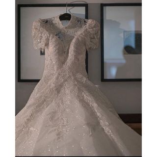 Vera Wang(ウェディングドレス)のフリマアイテム一覧 Vera Wang(ウェディングドレス)のフリマアイテム一覧