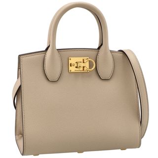 FERRAGAMO(ハンドバッグ)のフリマアイテム一覧 FERRAGAMO(ハンドバッグ)のフリマアイテム一覧
