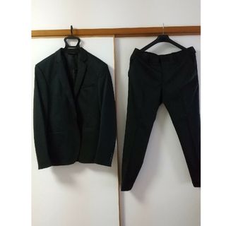 ZARA(セットアップ ・ レッド/赤色系)のフリマアイテム一覧 ZARA(セットアップ ・ レッド/赤色系)のフリマアイテム一覧