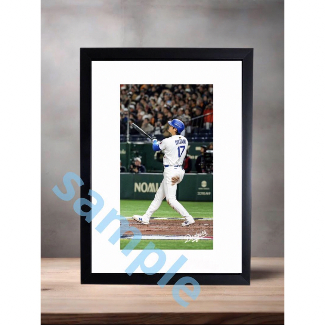 【A4黒額付】大谷翔平 読売ジャイアンツvs.ロサンゼルス・ドジャース ポスター エンタメ/ホビーのアート用品(ポスターフレーム)の商品写真