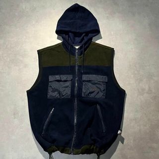 STUSSY(ベスト)のフリマアイテム一覧 STUSSY(ベスト)のフリマアイテム一覧