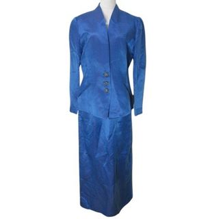 HIROKO KOSHINO(スーツ)のフリマアイテム一覧 HIROKO KOSHINO(スーツ)のフリマアイテム一覧