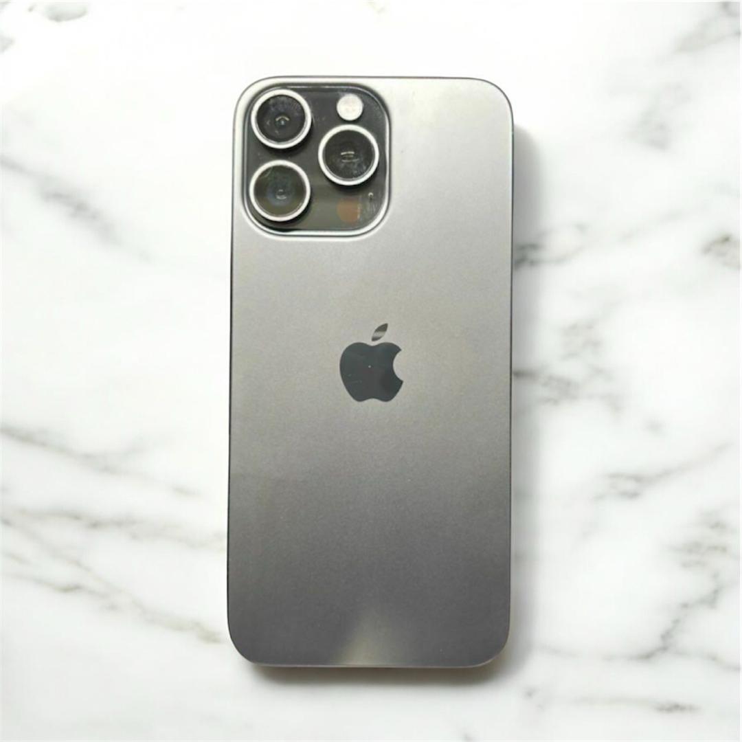 iPhone(アイフォーン)のiPhone 15promax ブラック スマホ/家電/カメラのスマートフォン/携帯電話(スマートフォン本体)の商品写真