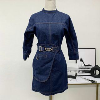 FENDI(ワンピース ・ ブルー・ネイビー/青色系)のフリマ FENDI(ワンピース ・ ブルー・ネイビー/青色系)のフリマ