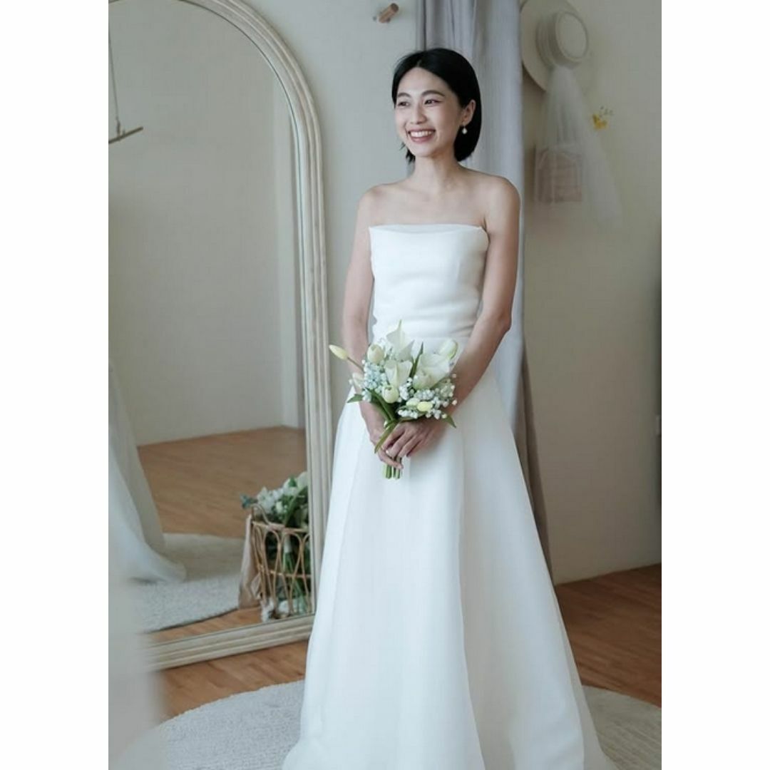 上品！ウエディングドレス ベアトップ 編み上げ 優雅なシルエット 結婚式