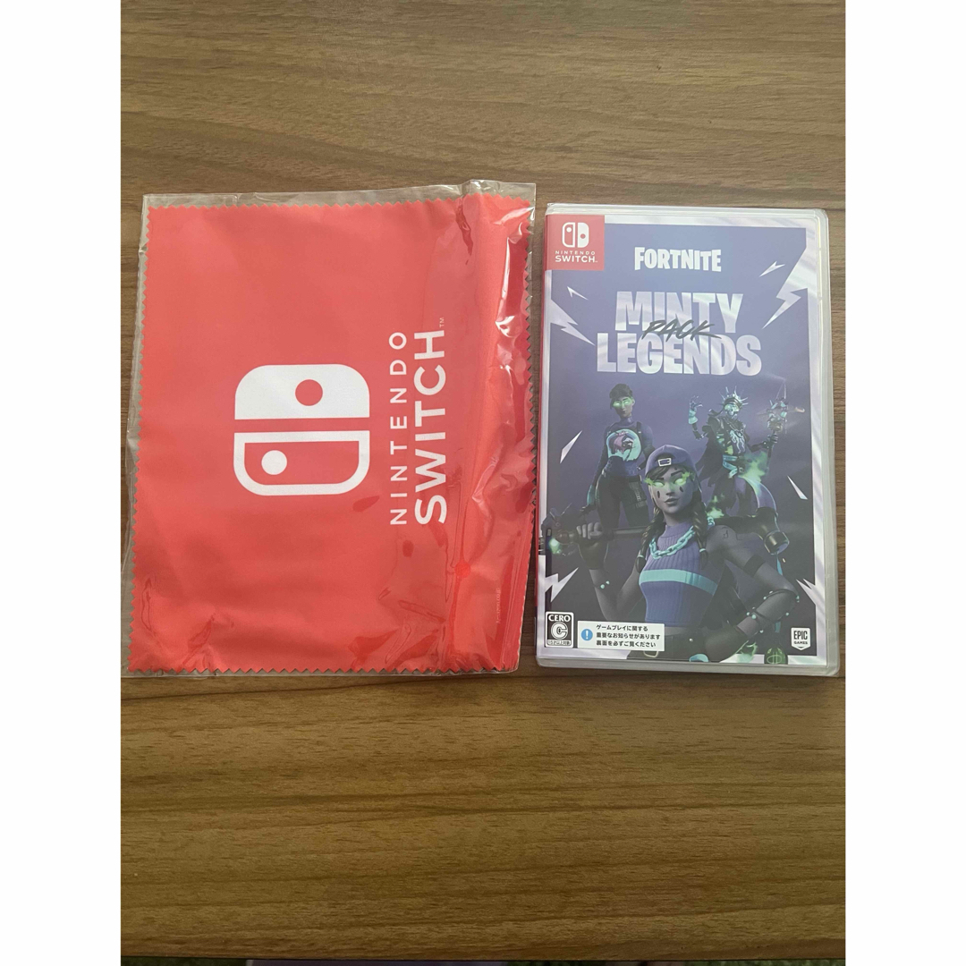 Nintendo Switch(ニンテンドースイッチ)のフォートナイト ミンティーレジェンドパック Switch 新品未開封 エンタメ/ホビーのゲームソフト/ゲーム機本体(家庭用ゲームソフト)の商品写真