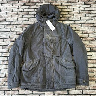 C.P. Company - 新品 タグ付き 希少モデル c.p.company 変形 緑 C.P. Company - 新品 タグ付き 希少モデル c.p.company 変形 緑