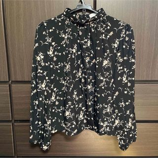 しまむら(シャツ/ブラウス(長袖/七分) ・ ブラック/黒色系)の しまむら(シャツ/ブラウス(長袖/七分) ・ ブラック/黒色系)の