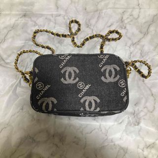 CHANEL - 【最終処分SALE】CHANELストライプロゴ ナイロンレザー CHANEL - 【最終処分SALE】CHANELストライプロゴ ナイロンレザー