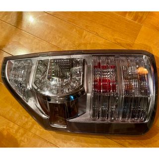 トヨタ - 【新品未使用】トヨタ 40系ランクル ボンネット トヨタ - 【新品未使用】トヨタ 40系ランクル ボンネット