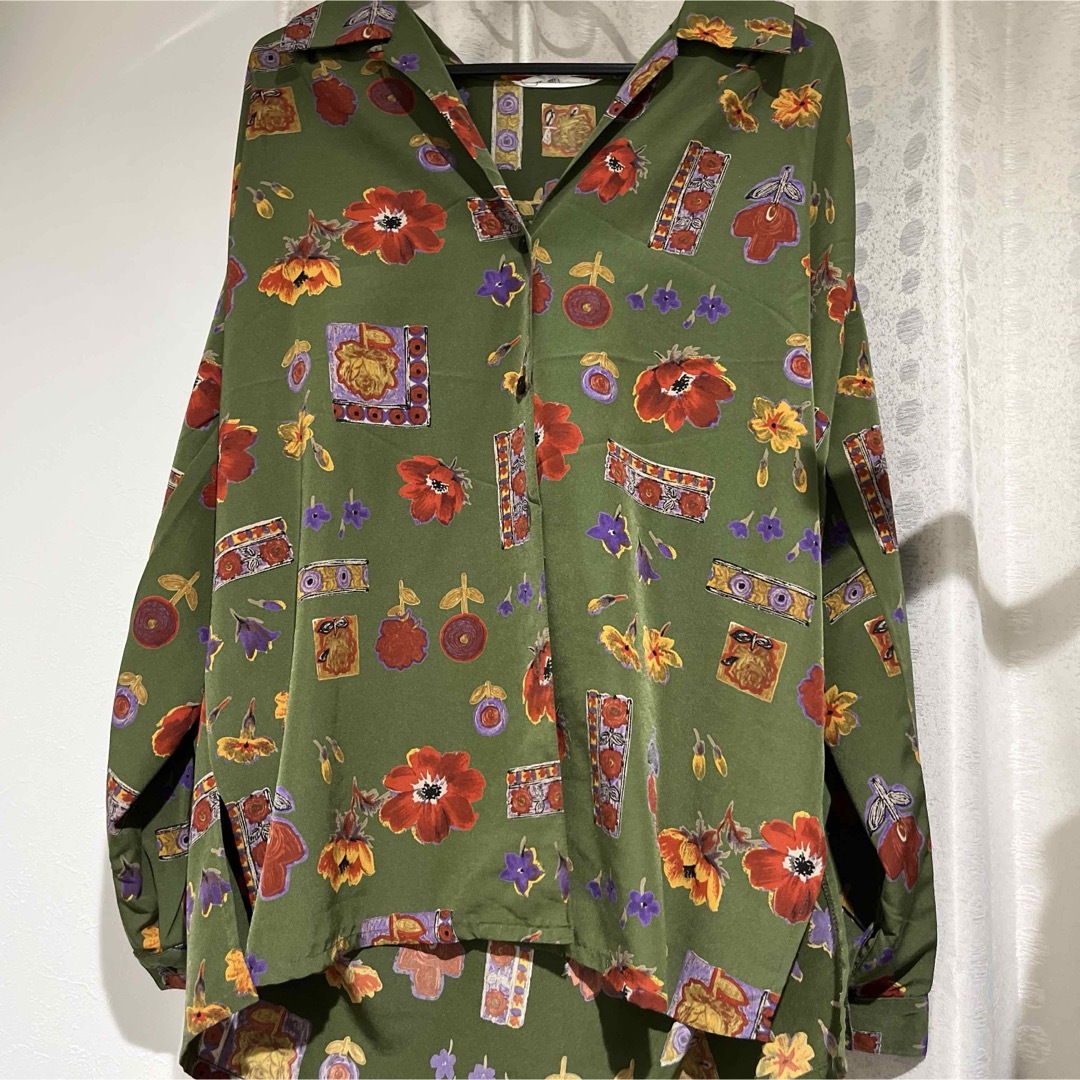 レディース 花柄シャツ レディースのトップス(シャツ/ブラウス(長袖/七分))の商品写真