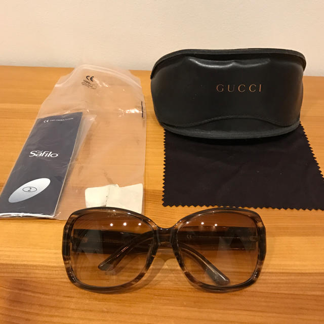 Gucci(グッチ)の☆あおりんご様専用☆グッチ GUCCI サングラス☆ブラウン系 レディースのファッション小物(サングラス/メガネ)の商品写真