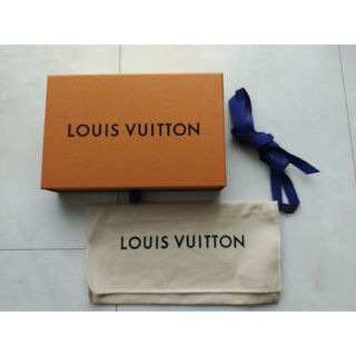LOUIS VUITTON(ショップ袋)のフリマアイテム一覧 LOUIS VUITTON(ショップ袋)のフリマアイテム一覧