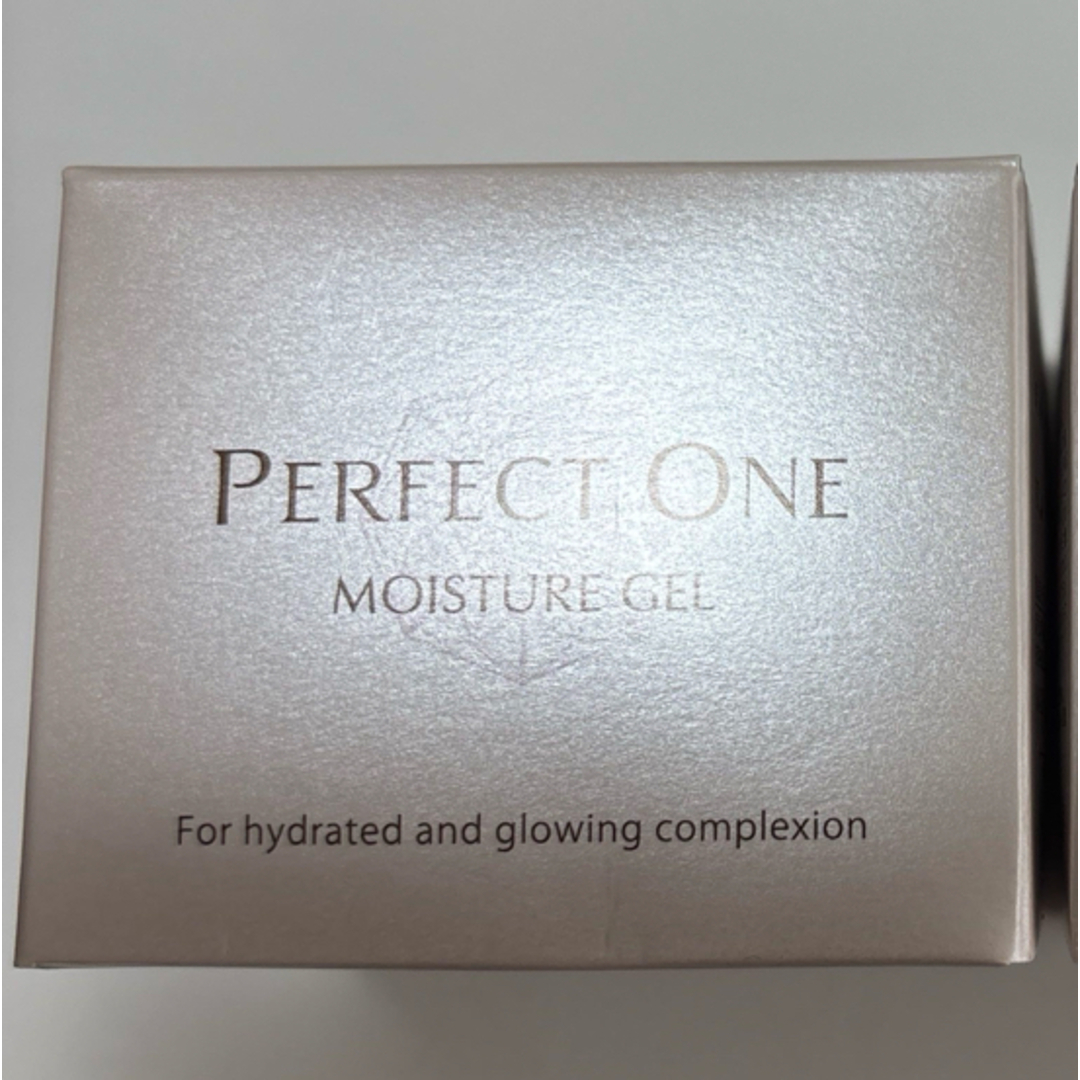 PERFECT ONE(パーフェクトワン)の新日本製薬 パーフェクトワン モイスチャージェル 75g コスメ/美容のスキンケア/基礎化粧品(オールインワン化粧品)の商品写真