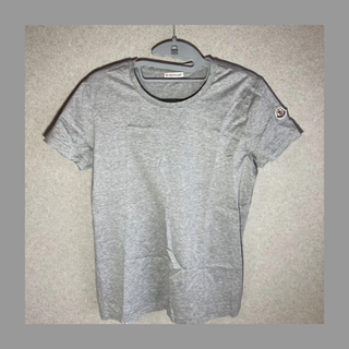 モンクレール(MONCLER)の【美品】MONCLER Tシャツ Mサイズ グレー ロゴE10938086200(Tシャツ/カットソー(半袖/袖なし))