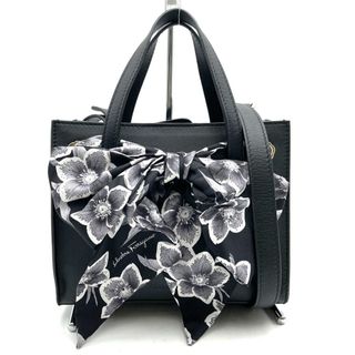 Salvatore Ferragamo - 匿名配送✨【美品】Salvatore Ferragamo Salvatore Ferragamo - 匿名配送✨【美品】Salvatore Ferragamo
