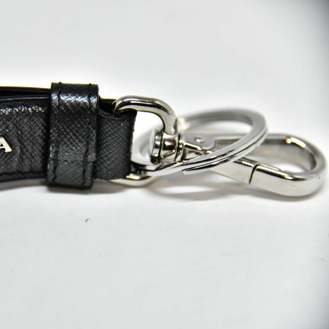 鑑定済 プラダ PRADA キーリング 三角ロゴ サフィアーノ 2PP68T 鑑定済 プラダ PRADA キーリング 三角ロゴ サフィアーノ 2PP68T