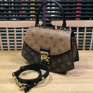 LOUIS VUITTON - LOUIS VUITTON クロワッサン ショルダーバッグ LOUIS VUITTON - LOUIS VUITTON クロワッサン ショルダーバッグ