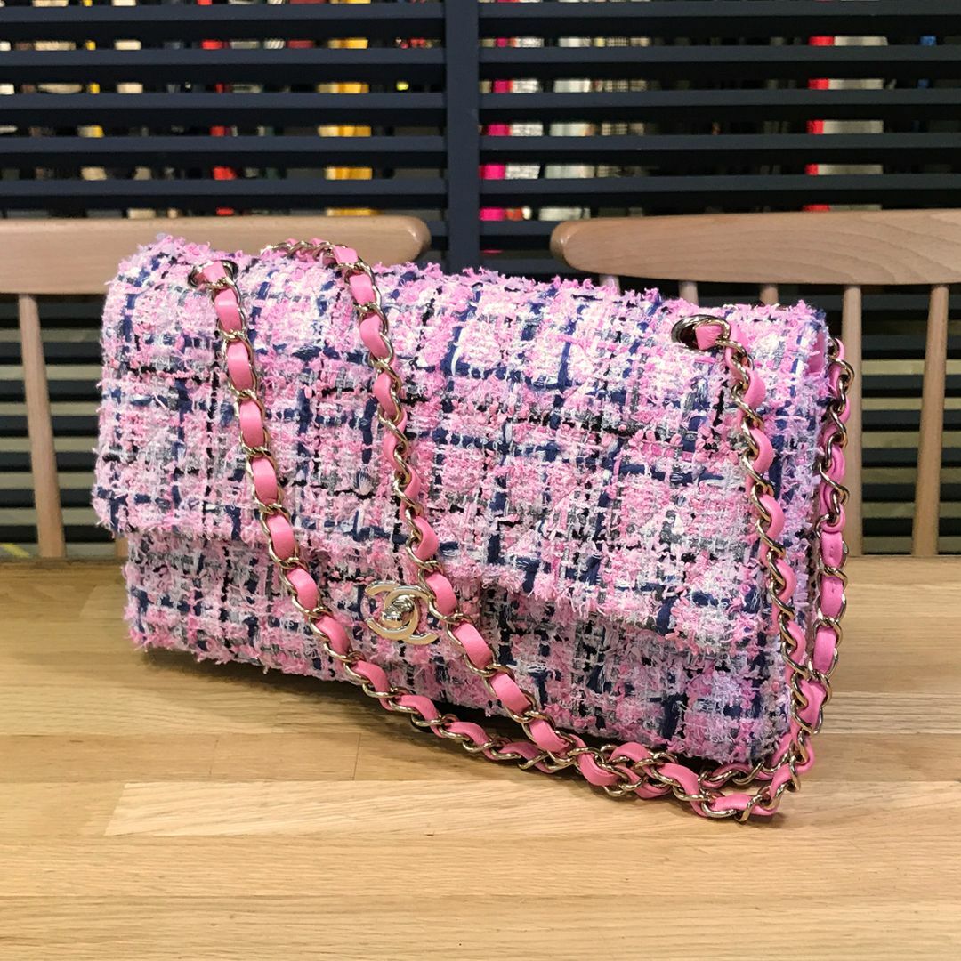CHANEL - 新品同様 シャネル ココマーク ツイード マトラッセ25 ピンク系マルチ