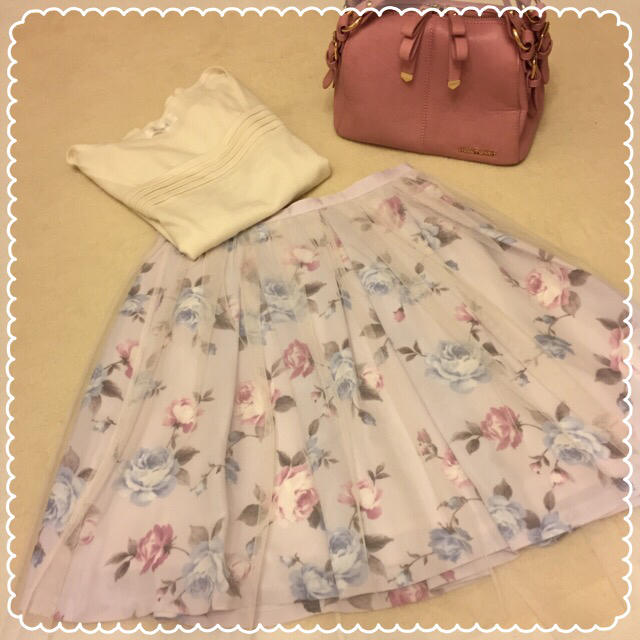 LODISPOTTO(ロディスポット)のロディスポット♡花柄スカート レディースのスカート(ミニスカート)の商品写真