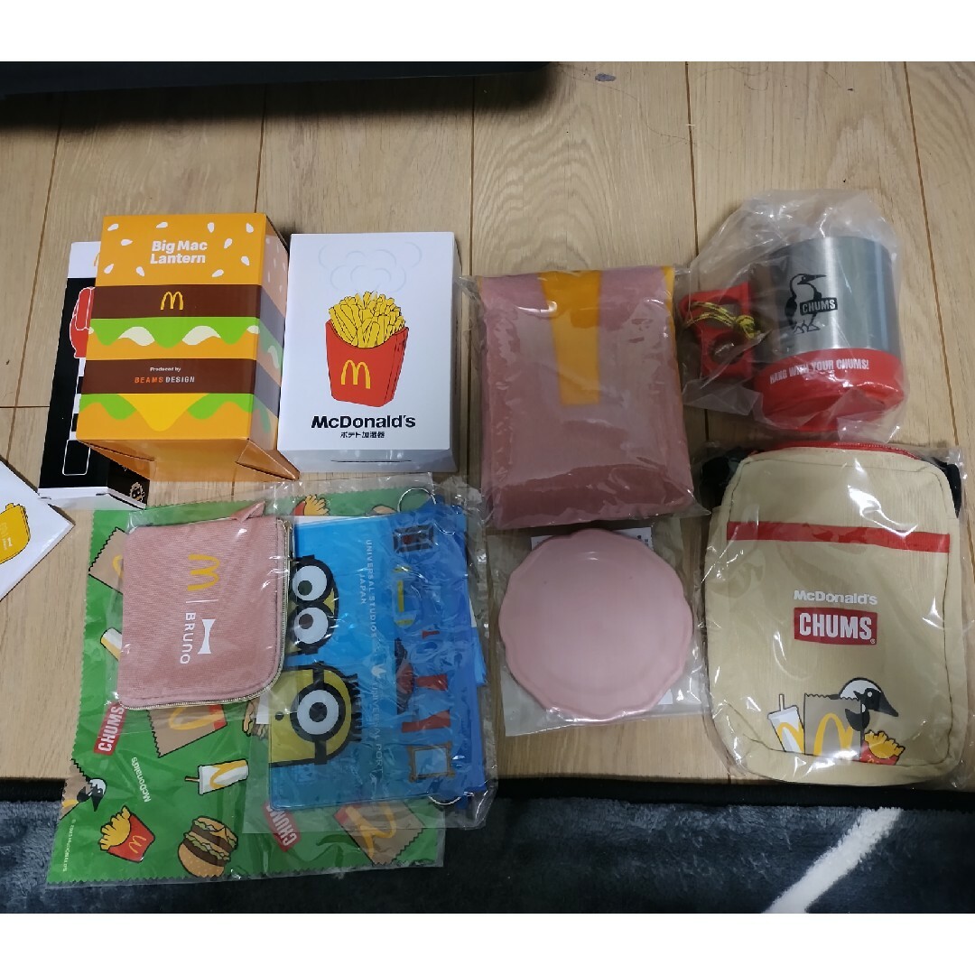 マクドナルド(マクドナルド)のマクドナルド　福袋詰め合わせ　非売品 エンタメ/ホビーのコレクション(ノベルティグッズ)の商品写真