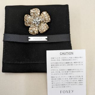 FOXEY(ブローチ/コサージュ)のフリマアイテム一覧 FOXEY(ブローチ/コサージュ)のフリマアイテム一覧