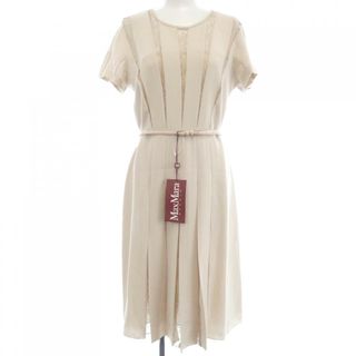 Max Mara - 新品タグ付き‼️【マックスマーラ】38上質シルク100 Max Mara - 新品タグ付き‼️【マックスマーラ】38上質シルク100