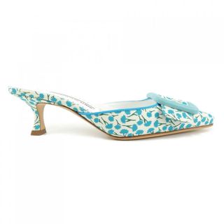 MANOLO BLAHNIK(ホワイト/白色系)のフリマアイテム一覧 MANOLO BLAHNIK(ホワイト/白色系)のフリマアイテム一覧