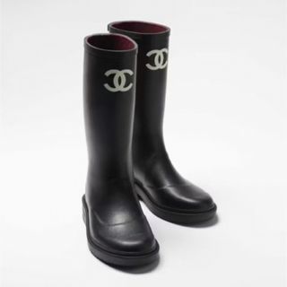CHANEL(レインブーツ/長靴 ・ レッド/赤色系)のフリマアイテム一覧 CHANEL(レインブーツ/長靴 ・ レッド/赤色系)のフリマアイテム一覧