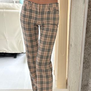 BURBERRY BLUE LABEL - バーバリー オフショルトップス ネック BURBERRY BLUE LABEL - バーバリー オフショルトップス ネック