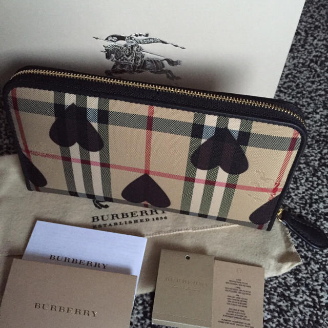 【新品未使用】バーバリー BURBERRY 長財布 ラウンド ELMORE